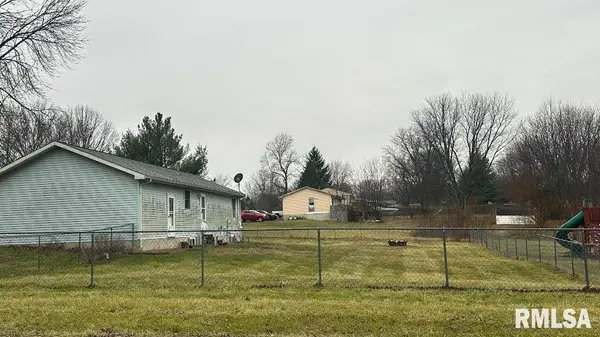 427 BRIARWOOD DR, Payson, IL 62360