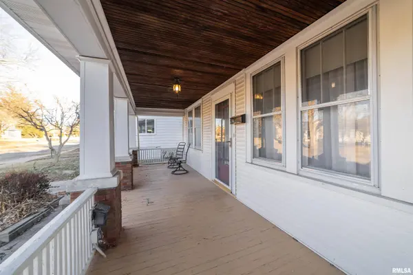 2210 JEFFERSON ST, Quincy, IL 62320