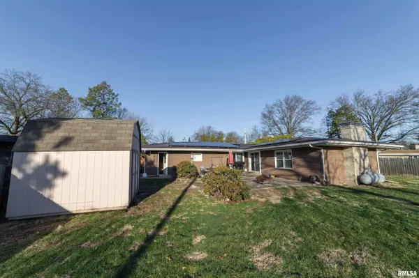 825 S 24TH ST, Quincy, IL 62301