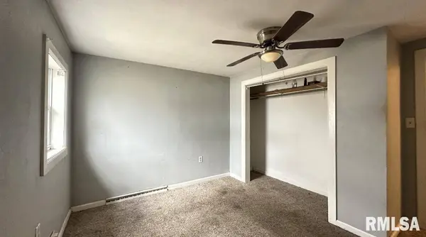 404 N OAK ST, Loraine, IL 62349