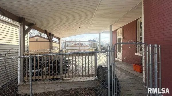 612 MONROE ST, Quincy, IL 62301