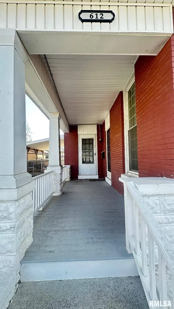 612 MONROE ST, Quincy, IL 62301