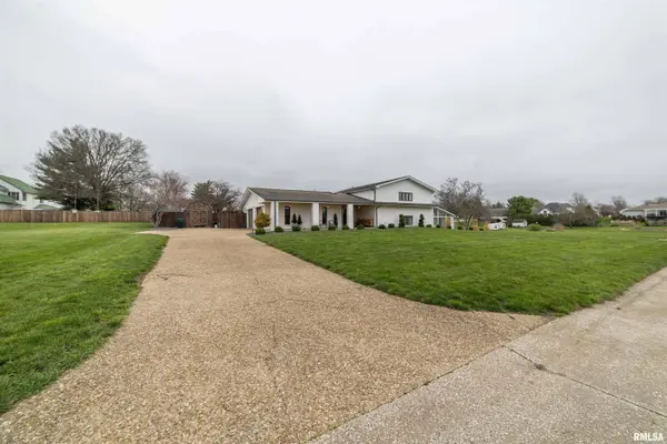 1431 Donlee ST, Quincy, IL 62305