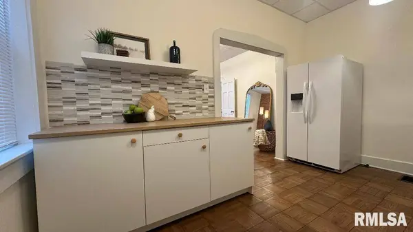 522 ADAMS ST, Quincy, IL 62301