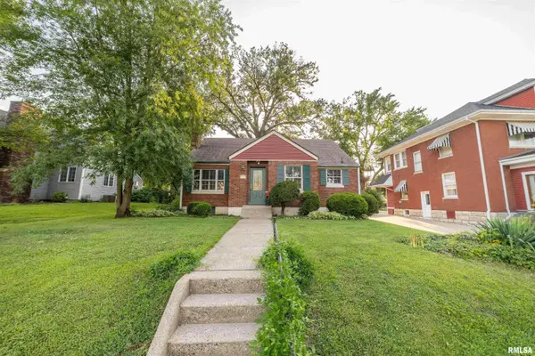 704 S 24TH ST, Quincy, IL 62301