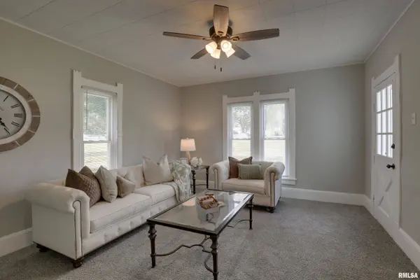 109 Sillman ST, Payson, IL 62360