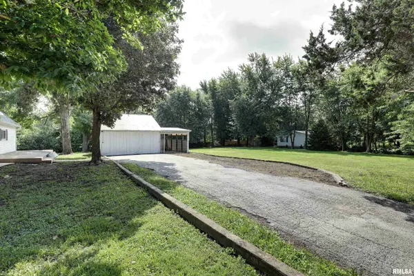 109 Sillman ST, Payson, IL 62360