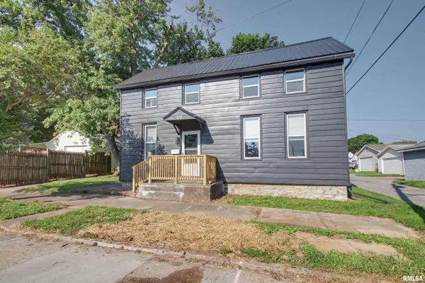 717 N 15TH ST, Quincy, IL 62301