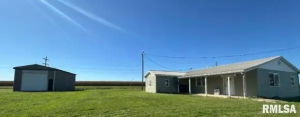 811 CENTER ST, Augusta, IL 62311