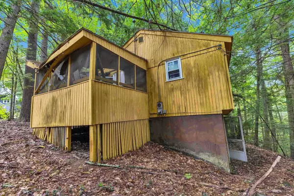 23 Wheelers Cove RD, Antrim, NH 03440