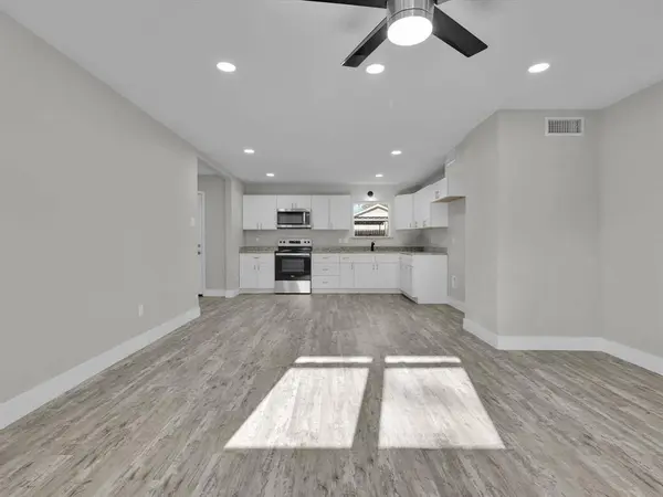 400 Pittman Avenue, Everman, TX 76140