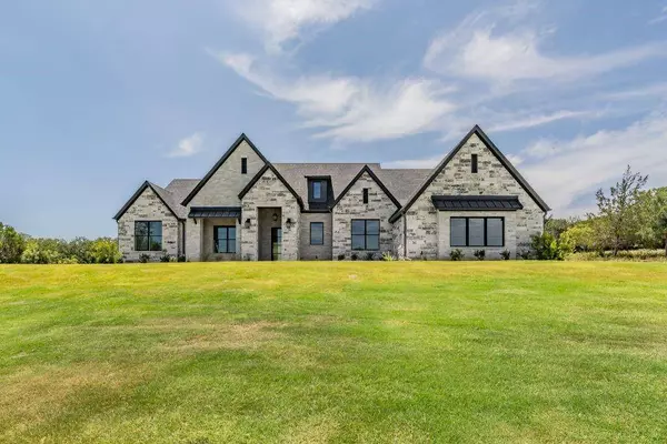 1021 Annabelles Avenue, Weatherford, TX 76087