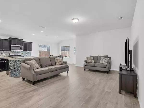 2321 Marshville Road, Fort Worth, TX 76108