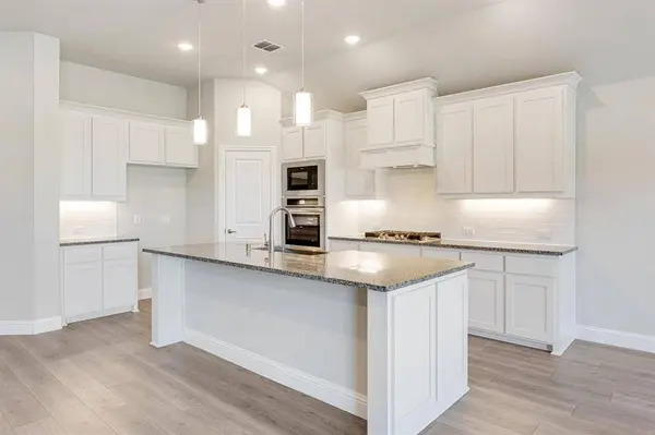 148 Kingfisher Lane, Aledo, TX 76008