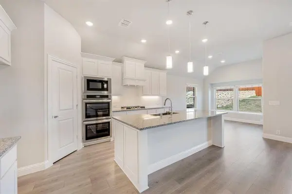 148 Kingfisher Lane, Aledo, TX 76008