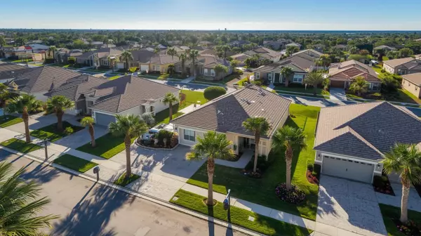 Is Now the Right Time to Buy or Sell in Davenport, FL?