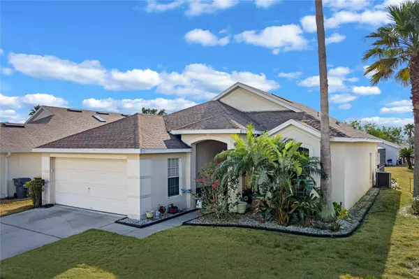 151 BLOOMINGDALE DR, Davenport, FL 33897