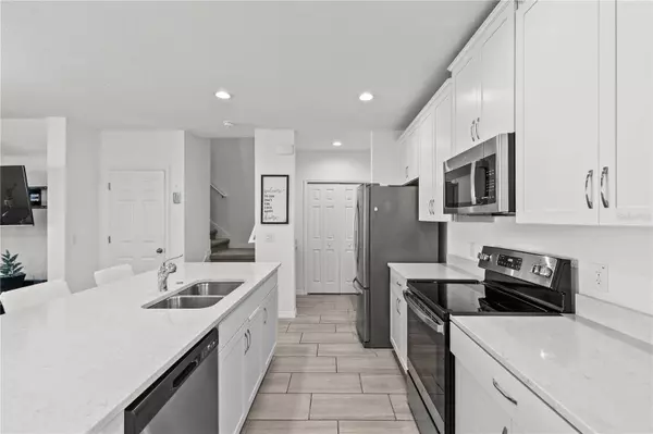 1286 WISPY CYPRESS DR, Kissimmee, FL 34746