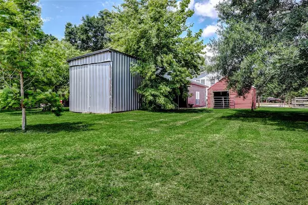 902 Richmond Pkwy, Richmond, TX 77469