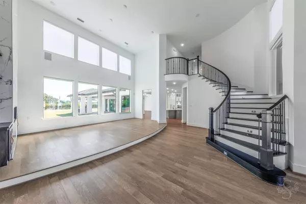 8418 Woods Hollow TRL, Fulshear, TX 77406