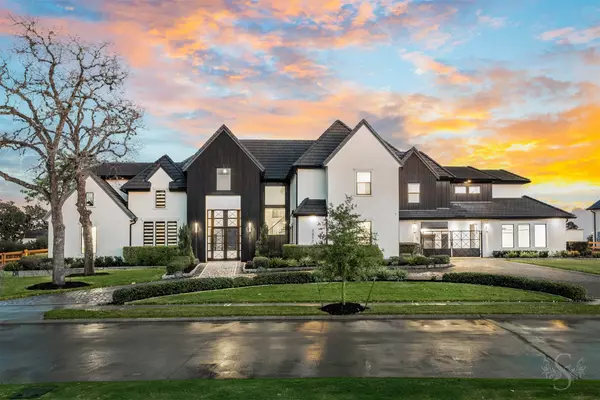 8418 Woods Hollow TRL, Fulshear, TX 77406