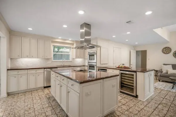 1306 Riverview CT, Houston, TX 77077