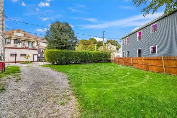 85 Ledge ST, Providence, RI 02904