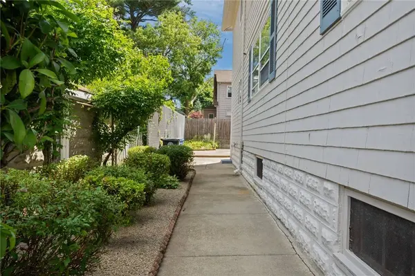 10 Denver AVE, Cranston, RI 02905