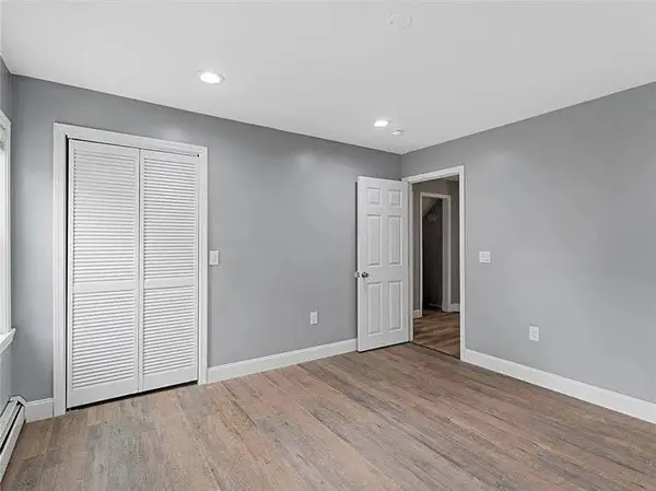 71 1st AVE #2, Woonsocket, RI 02895