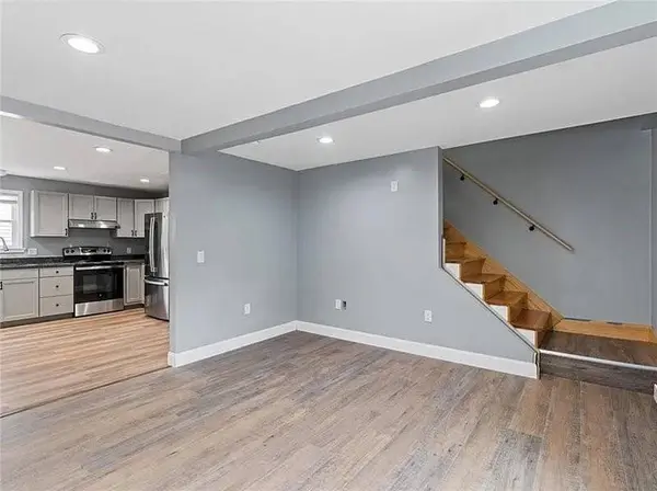 71 1st AVE #2, Woonsocket, RI 02895