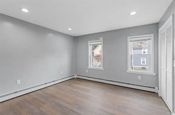 71 1st AVE #2, Woonsocket, RI 02895