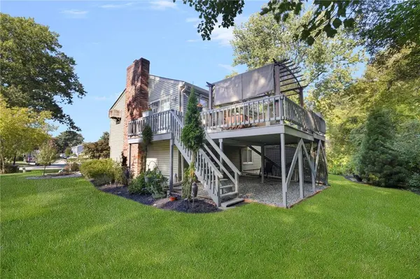 65 Marco DR, West Warwick, RI 02893