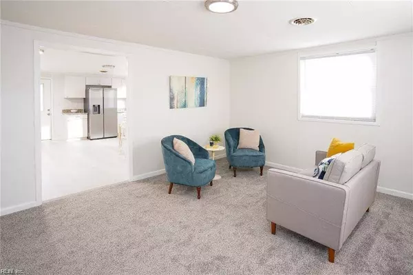 706 Grimes RD, Hampton, VA 23663