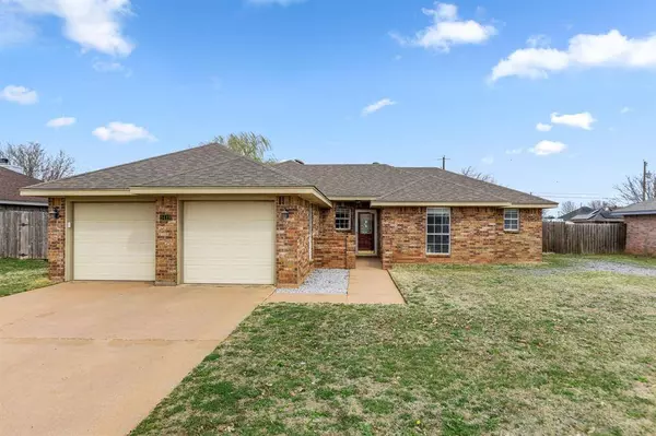 1419 Amherst Street, Burkburnett, TX 76354