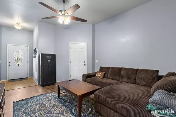 1213 Newman, Iowa Park, TX 76367