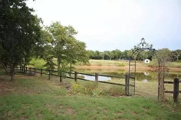 126 Country Club Drive, Nocona, TX 76255