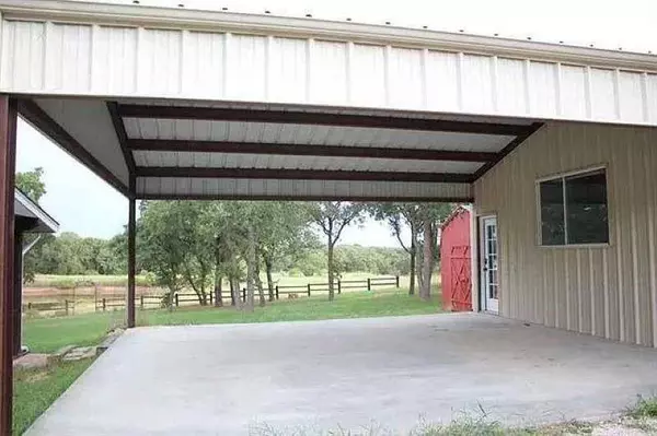 126 Country Club Drive, Nocona, TX 76255