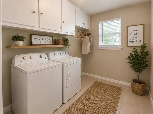 1607 N McDonald, Decatur, TX 76234