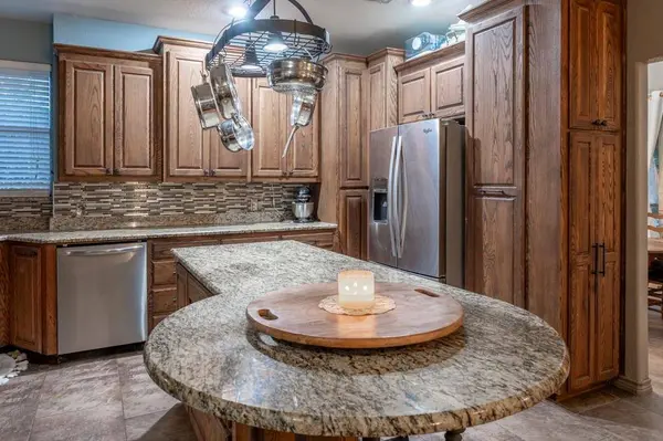 9024 S Highway 174, Rio Vista, TX 76093