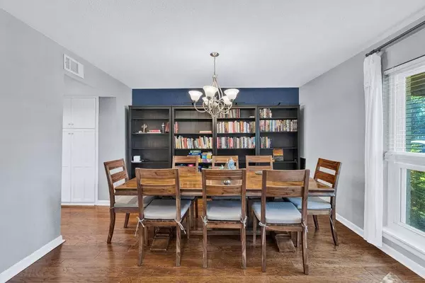 3125 Lockmoor Lane, Dallas, TX 75220