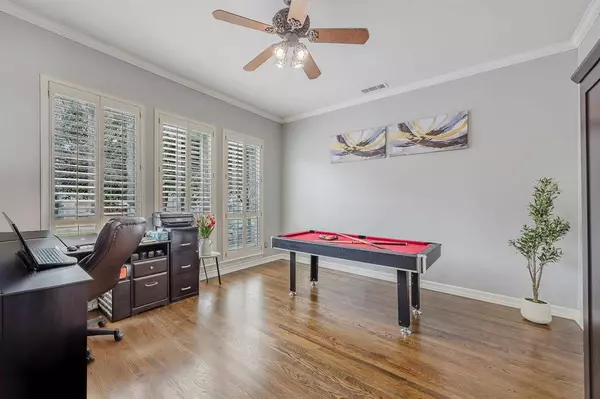 2217 Clearspring Drive S, Irving, TX 75063