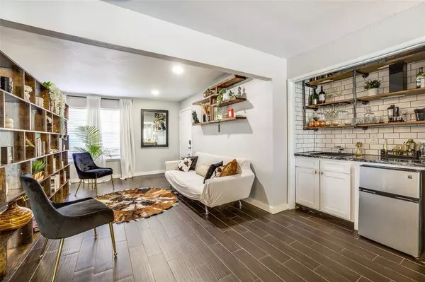 8085 Meadow Road #126, Dallas, TX 75231