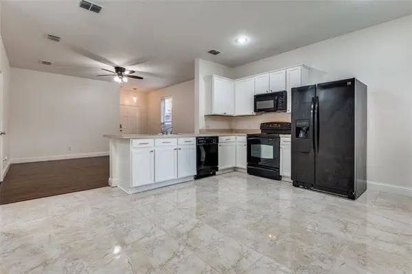 1142 Jamie, Grand Prairie, TX 75052