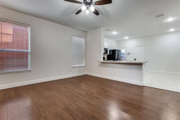 1142 Jamie, Grand Prairie, TX 75052