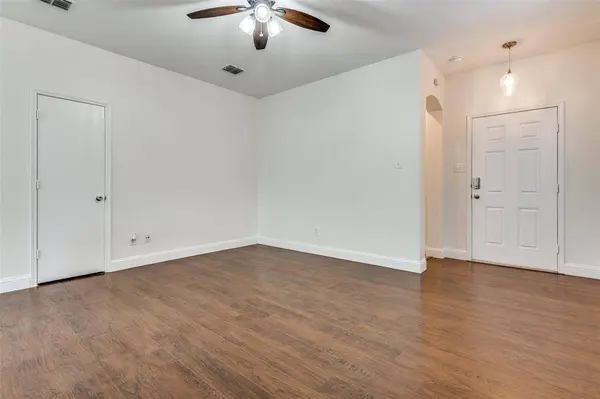 1142 Jamie, Grand Prairie, TX 75052