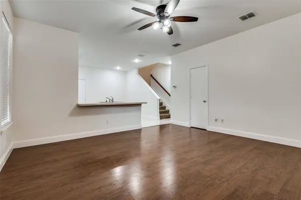 1142 Jamie, Grand Prairie, TX 75052