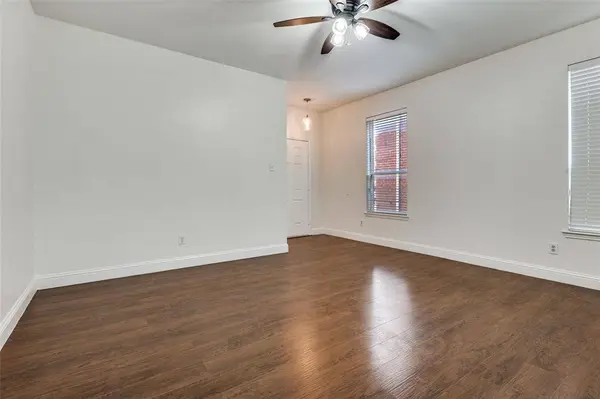 1142 Jamie, Grand Prairie, TX 75052