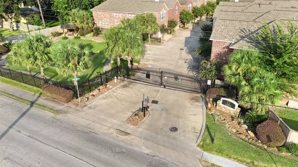 5166 Oasis PARK, Houston, TX 77021