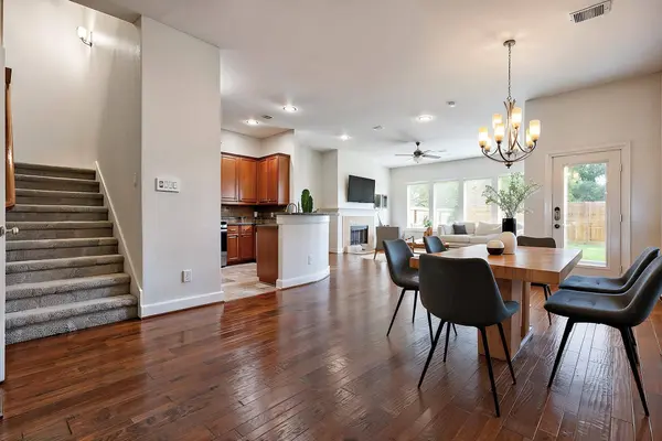 5166 Oasis PARK, Houston, TX 77021