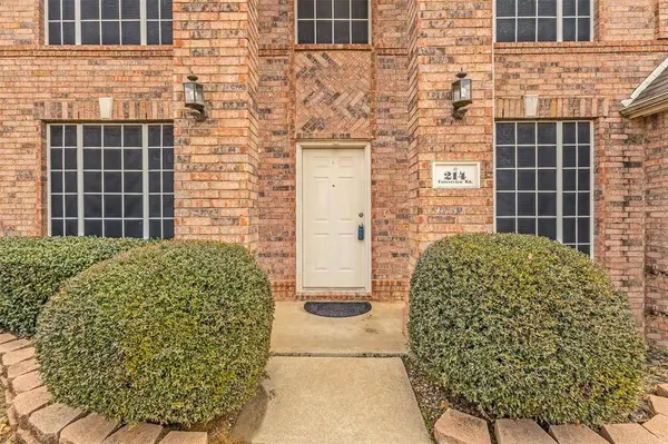 214 Forestview Road, Hickory Creek, TX 75065